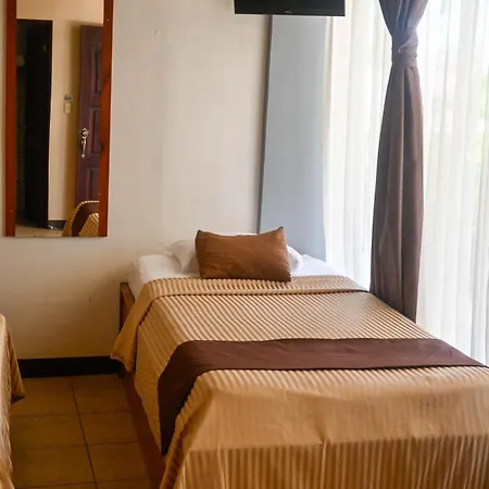 Hotel Las Colinas La Fortuna Exterior foto